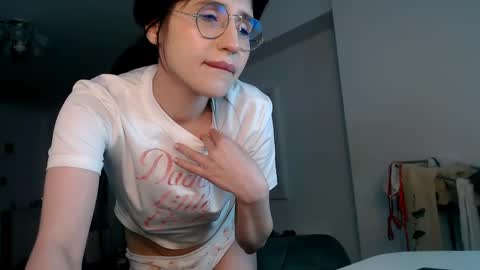 filliana online show from 04-15-26, 10:21