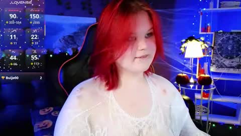 Snapshot of fillisfire chatting on 10-29-25, 04:09 - online show from 10-29-25, 04:09