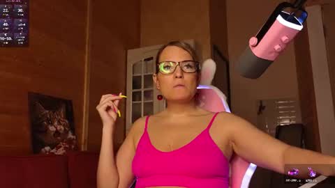 Snapshot of findom_lady_shine chatting on 06-26-26, 05:28 Lady online show from 06-26-26, 05:28