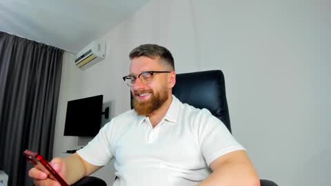 FindomGuyXXX online show from 04-17-26, 03:48