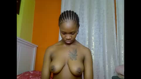 Snapshot of fine_queen12 chatting on 05-21-26, 11:06 fine_queen12 online show from 05-21-26, 11:06