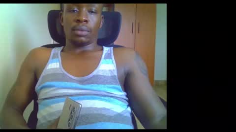 Snapshot of fineebony chatting on 05-25-26, 10:21 HOT AND SWEET online show from 05-25-26, 10:21
