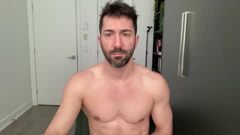 Finn Riley online show from 02-10-26, 05:50