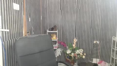 Snapshot of fiona908995 chatting on 05-14-26, 01:34 fiona908995 online show from 05-14-26, 01:34