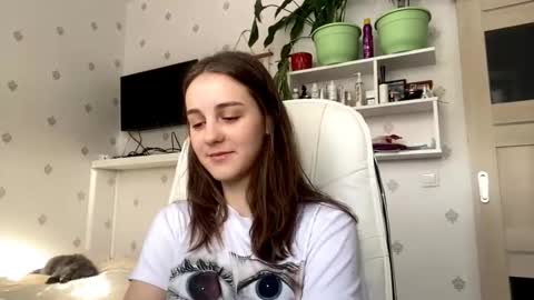 Keite wanna play  Meow online show from 02-10-26, 11:25