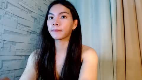 FIONA online show from 03-12-25, 11:33