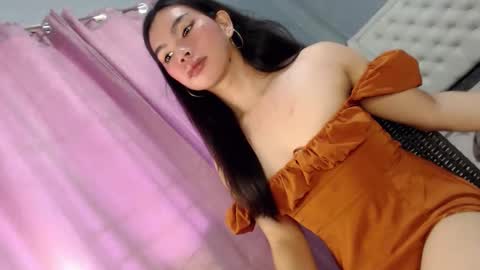 Snapshot of fionie_xxx chatting on 02-25-26, 01:26 FIONA online show from 02-25-26, 01:26