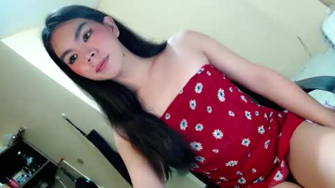 Snapshot of fionie_xxx chatting on 05-09-26, 10:09 FIONA online show from 05-09-26, 10:09