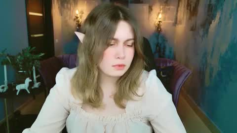 fiora online show from 02-23-25, 11:22