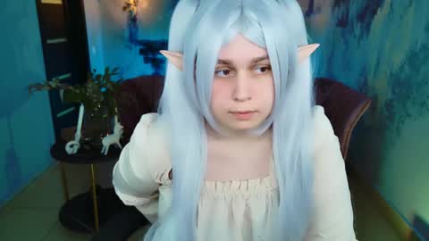 fiora online show from 02-26-25, 04:14