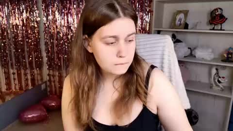 fiora online show from 05-31-26, 05:59