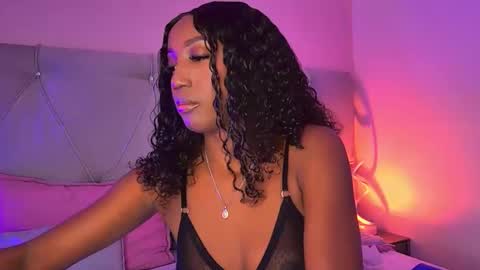 Fiorela Lenin  online show from 01-13-25, 06:59