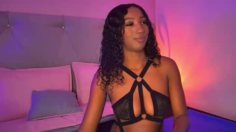 Fiorela Lenin  online show from 01-15-25, 02:46