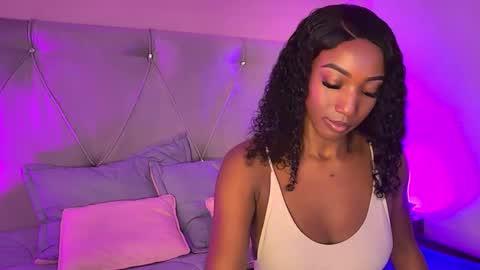 Fiorela Lenin  online show from 02-08-25, 04:04