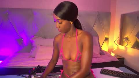 Fiorela Lenin  online show from 10-02-25, 06:26