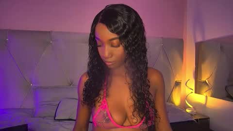 Fiorela Lenin  online show from 04-12-26, 12:21