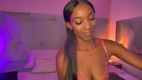 Snapshot of fiorelalenin chatting on 05-13-26, 05:43 Fiorela Lenin online show from 05-13-26, 05:43