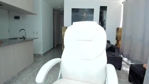 Snapshot of fiorellasantamaria chatting on 03-12-25, 10:07 fiore online show from 03-12-25, 10:07