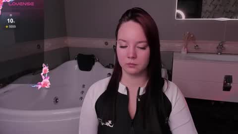 Snapshot of fire_emily chatting on 11-30-25, 02:15 fire_emily online show from 11-30-25, 02:15