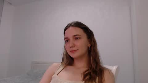 fireflies_fly_ online show from 01-13-26, 06:35