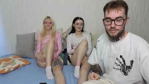 ALICESTEVEVECTOR pvt open  online show from 09-18-25, 03:30