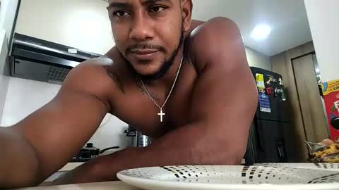 Snapshot of fit_fray chatting on 03-05-26, 03:08 FRAIDER online show from 03-05-26, 03:08