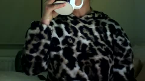 Fitbut online show from 01-12-25, 07:31