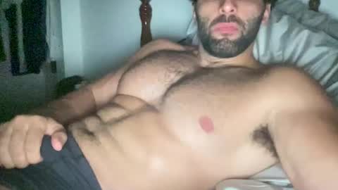 fitcurvyman4fun_69 online show from 04-18-26, 04:27