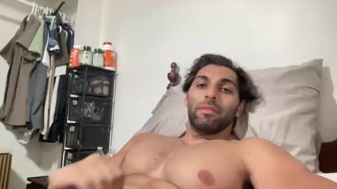 Snapshot of fitcurvyman4fun_69 chatting on 05-01-26, 05:17 fitcurvyman4fun_69 online show from 05-01-26, 05:17