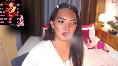 Snapshot of fitfemme_anna chatting on 04-23-26, 12:29 fitfemme_anna online show from 04-23-26, 12:29