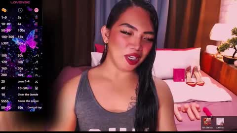 Snapshot of fitfemme_anna chatting on 05-30-26, 10:45 fitfemme_anna online show from 05-30-26, 10:45