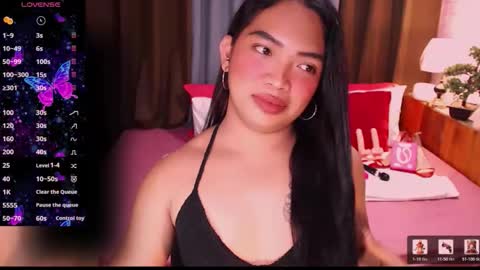 Snapshot of fitfemme_anna chatting on 06-04-26, 05:13 fitfemme_anna online show from 06-04-26, 05:13