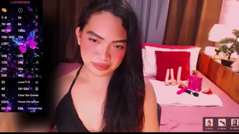 Snapshot of fitfemme_anna chatting on 06-05-26, 11:49 fitfemme_anna online show from 06-05-26, 11:49
