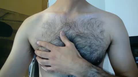 Snapshot of fitfriendlyandhairy chatting on 01-09-25, 06:15 fitfriendlyandhairy online show from 01-09-25, 06:15