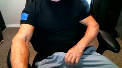 fitguy40 online show from 03-10-26, 03:44