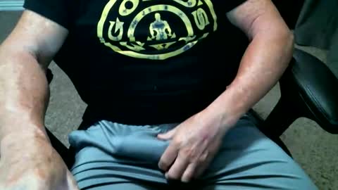 Snapshot of fitguy40 chatting on 05-20-26, 03:13 fitguy40 online show from 05-20-26, 03:13