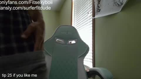 SurferFitdude online show from 04-24-26, 02:41