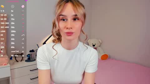 Kira online show from 03-31-26, 07:20