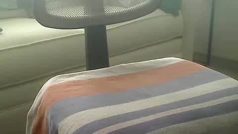 fjcs73 online show from 10-05-25, 03:32