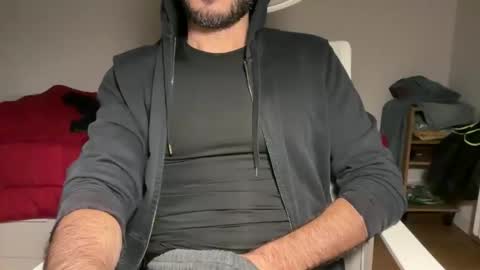 Fla is short for Flavio online show from 10-20-25, 06:41