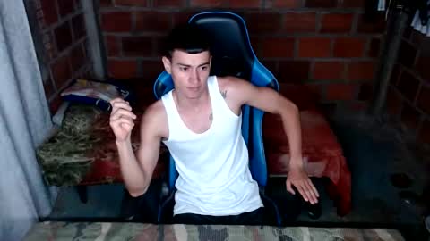 Snapshot of flacolatind chatting on 01-26-25, 04:51 FLACO online show from 01-26-25, 04:51