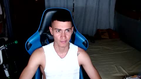 Snapshot of flacolatind chatting on 09-23-25, 07:39 FLACO online show from 09-23-25, 07:39