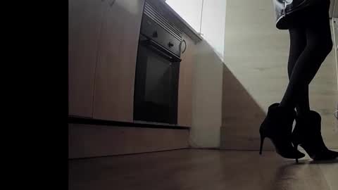 Snapshot of flakoyflaki chatting on 10-11-25, 07:23 flakoyflaki online show from 10-11-25, 07:23