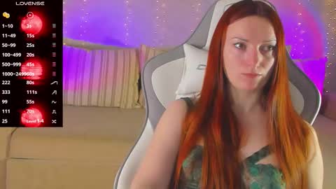 Snapshot of flamystar chatting on 02-25-26, 12:53 Yana online show from 02-25-26, 12:53