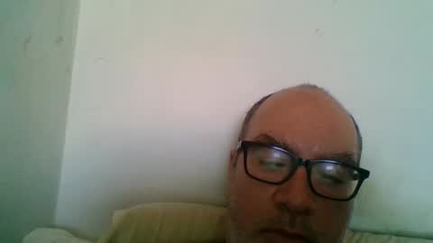 Snapshot of flashdreaming chatting on 03-08-26, 02:54 Carlo online show from 03-08-26, 02:54