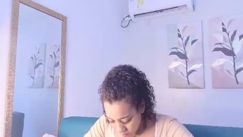 Snapshot of flavia_cruz chatting on 06-16-26, 11:57 Flavia online show from 06-16-26, 11:57