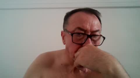 Snapshot of flenzo44 chatting on 07-18-26, 10:30 flenzo44 online show from 07-18-26, 10:30