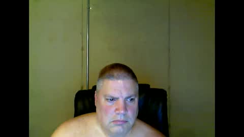 Snapshot of fletch32 chatting on 02-03-25, 02:03 jd online show from 02-03-25, 02:03