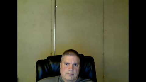 Snapshot of fletch32 chatting on 02-10-25, 02:30 jd online show from 02-10-25, 02:30