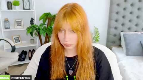 Snapshot of fleur_fox chatting on 07-16-26, 09:26 fleur_fox online show from 07-16-26, 09:26